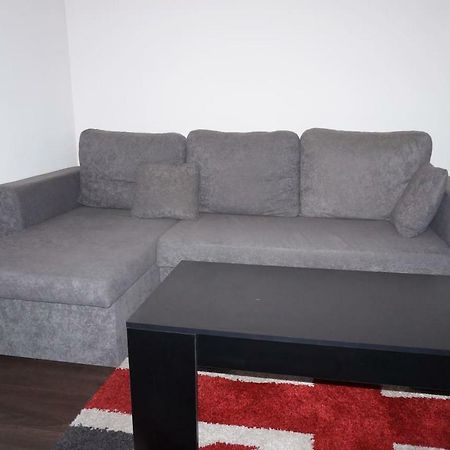 F1 De 36M2 Avec Terrasse Et Parking Privatif. Lejlighed La Roquette-sur-Siagne Eksteriør billede