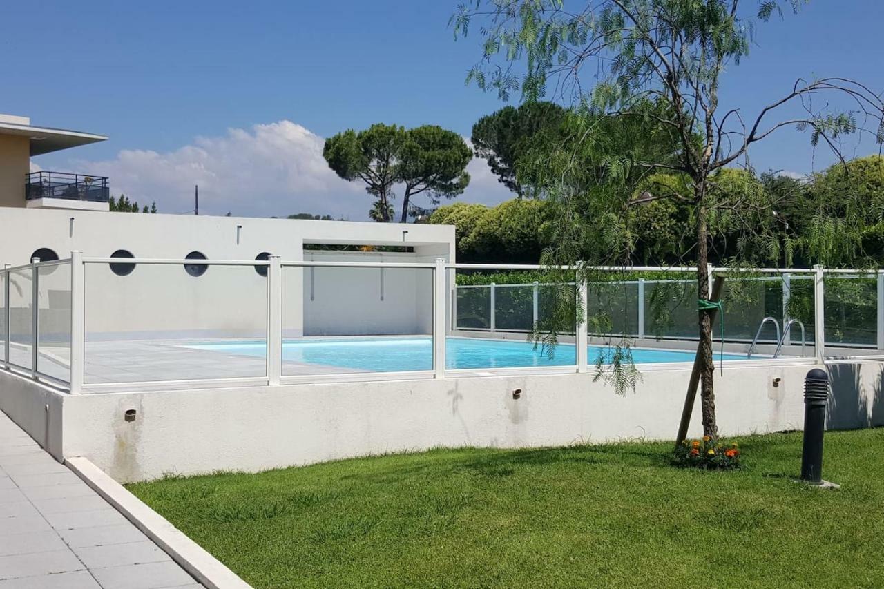 F1 De 36M2 Avec Terrasse Et Parking Privatif. Lejlighed La Roquette-sur-Siagne Eksteriør billede