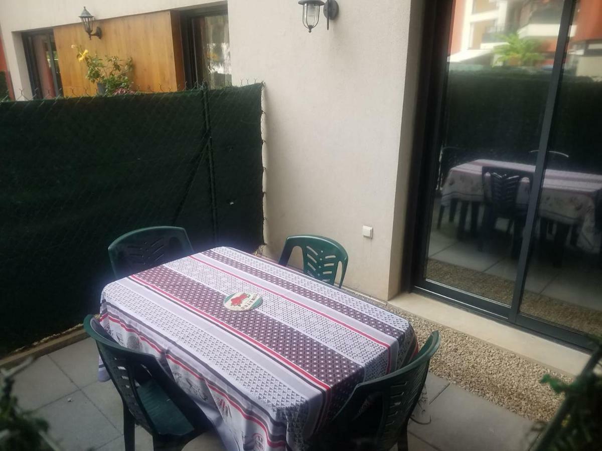 F1 De 36M2 Avec Terrasse Et Parking Privatif. Lejlighed La Roquette-sur-Siagne Eksteriør billede