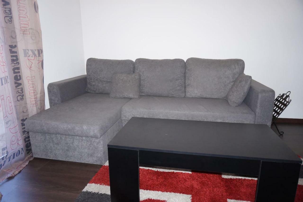 F1 De 36M2 Avec Terrasse Et Parking Privatif. Lejlighed La Roquette-sur-Siagne Eksteriør billede